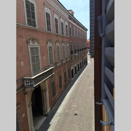 Elegante Nel Cuore Della Citta Apartament *